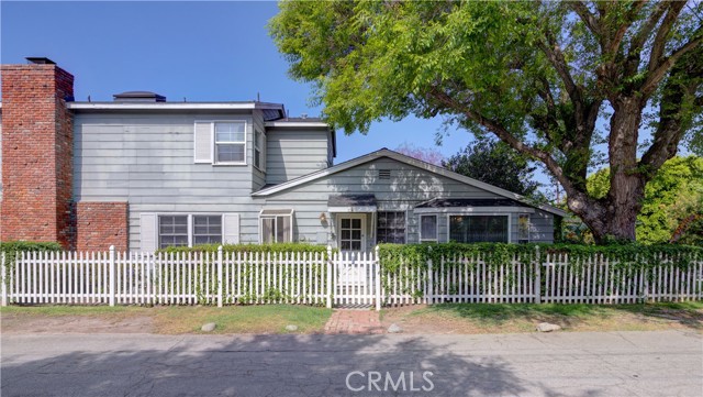 668 35th Street, Manhattan Beach, California 90266, 3 Bedrooms Bedrooms, ,3 BathroomsBathrooms,Residential,Sold,35th,SB22105476