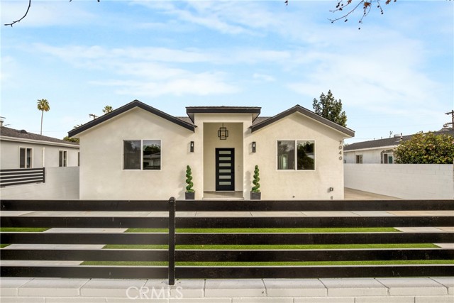 Detail Gallery Image 21 of 39 For 7040 Tyrone Ave, Van Nuys,  CA 91405 - 6 Beds | 4/1 Baths