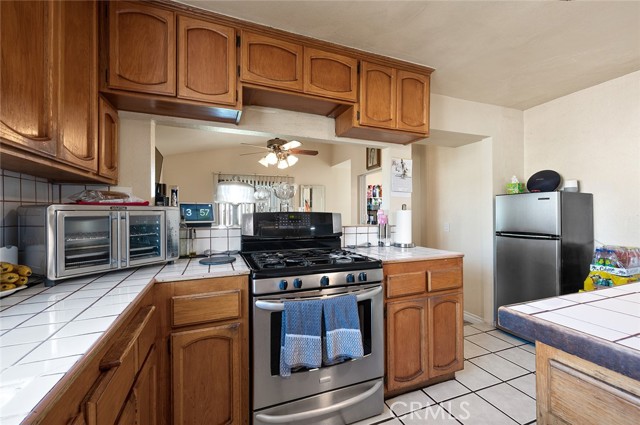 Detail Gallery Image 10 of 42 For 27447 Cypress St, Highland,  CA 92346 - 4 Beds | 2 Baths