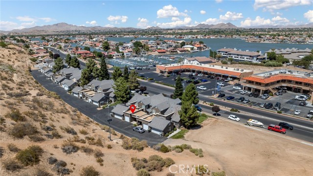 Detail Gallery Image 4 of 31 For 13300 Spring Valley #C,  Victorville,  CA 92395 - 2 Beds | 2 Baths