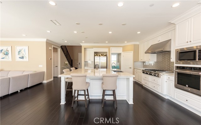 Detail Gallery Image 12 of 47 For 102 Diamondback, Irvine,  CA 92618 - 4 Beds | 4 Baths