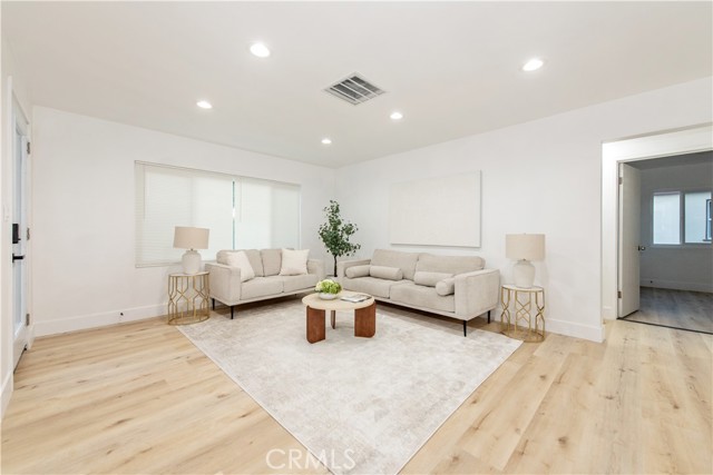 Detail Gallery Image 12 of 35 For 5224 Hallowell, Temple City,  CA 91780 - 4 Beds | 4 Baths