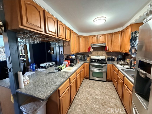 Detail Gallery Image 22 of 35 For 18837 6th, Bloomington,  CA 92316 - 3 Beds | 2 Baths