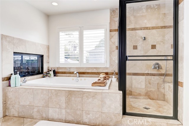 2304 Elm Avenue, Manhattan Beach, California 90266, 5 Bedrooms Bedrooms, ,4 BathroomsBathrooms,Residential,Sold,Elm,SB21197598