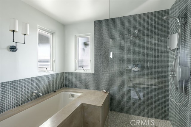 405 15th Street, Manhattan Beach CA: https://media.crmls.org/medias/185b92c9-20e2-4934-832f-8389e7f108a4.jpg