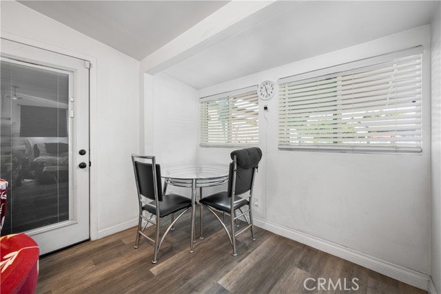 11916 168th Street, Artesia CA: https://media.crmls.org/medias/185bcd5d-c2a2-4a0c-83c7-a2298386493a.jpg