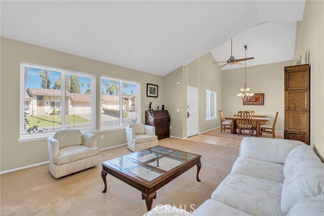 Detail Gallery Image 9 of 30 For 2686 Wintertree Ct, Riverside,  CA 92506 - 3 Beds | 2 Baths