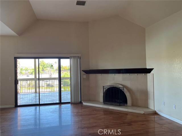 Detail Gallery Image 5 of 39 For 24314 Cruise Circle Dr, Canyon Lake,  CA 92587 - 3 Beds | 3 Baths
