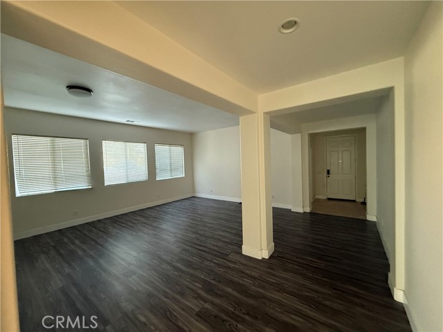 Detail Gallery Image 2 of 14 For 13902 Star Ruby Ave, Corona,  CA 92880 - 6 Beds | 4/1 Baths