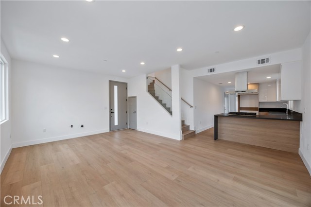 Detail Gallery Image 2 of 24 For 12673 9th Street, Garden Grove,  CA 92840 - 4 Beds | 3/1 Baths