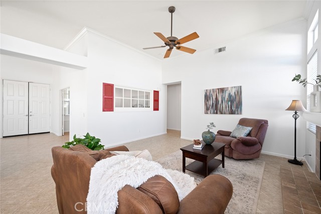 Detail Gallery Image 14 of 71 For 1375 Coral Gables Cir, Corona,  CA 92881 - 4 Beds | 2 Baths