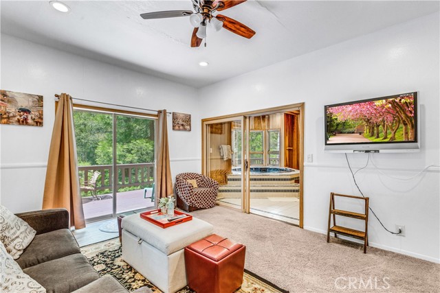 27945 Lakes Edge, Lake Arrowhead, CA 92352