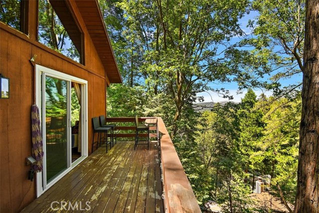 Detail Gallery Image 23 of 34 For 661 Oakmont Ln, Lake Arrowhead,  CA 92352 - 3 Beds | 2 Baths