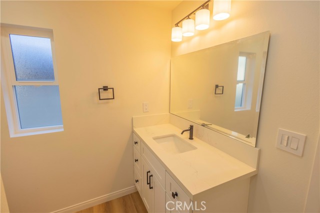 Detail Gallery Image 29 of 48 For 2122 W 10th St, Santa Ana,  CA 92703 - – Beds | – Baths