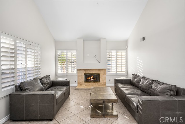 Detail Gallery Image 5 of 31 For 25635 Corsica, Yorba Linda,  CA 92887 - 4 Beds | 3 Baths