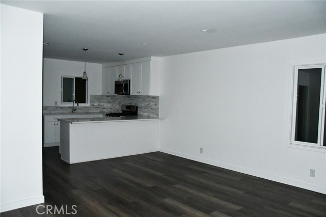 Detail Gallery Image 2 of 42 For 169 S Jameson, Orange,  CA 92866 - 2 Beds | 1 Baths