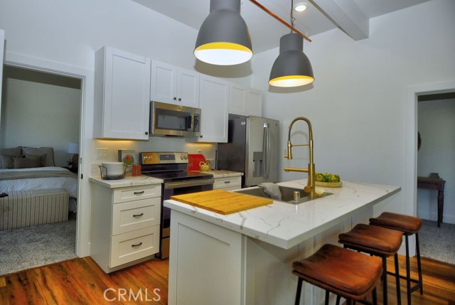 1700 Osos Street, San Luis Obispo CA: https://media.crmls.org/medias/18630c1b-3963-41fd-b88a-2bf7c52a0972.jpg