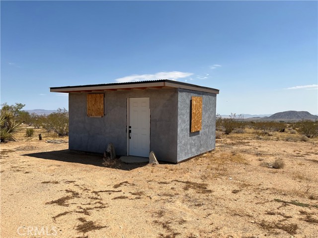 Detail Gallery Image 4 of 7 For 1879 Cherokee Trl, Landers,  CA 92285 - 0 Beds | 0 Baths