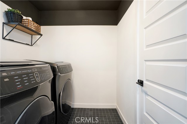 Detail Gallery Image 13 of 22 For 2317 W Broadway, Anaheim,  CA 92804 - 2 Beds | 2/2 Baths