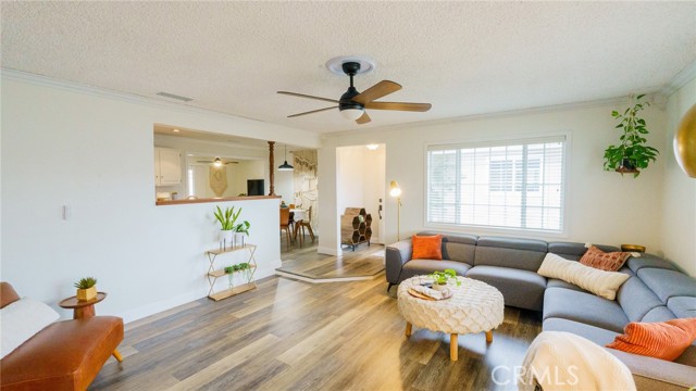 Detail Gallery Image 2 of 23 For 4961 Belle, Cypress,  CA 90630 - 4 Beds | 2 Baths