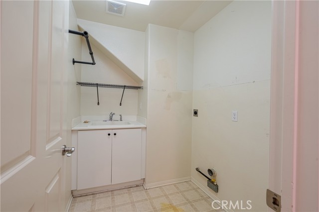 Downstairs laundry room