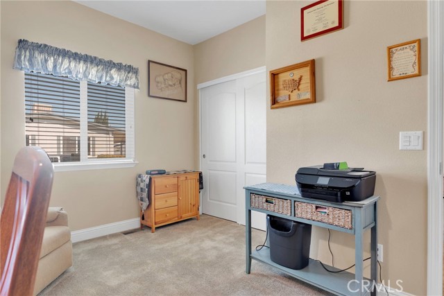 13393 Mariposa Road, Victorville CA: https://media.crmls.org/medias/1866ac5a-4d5c-4c4c-882f-2de65b181e80.jpg