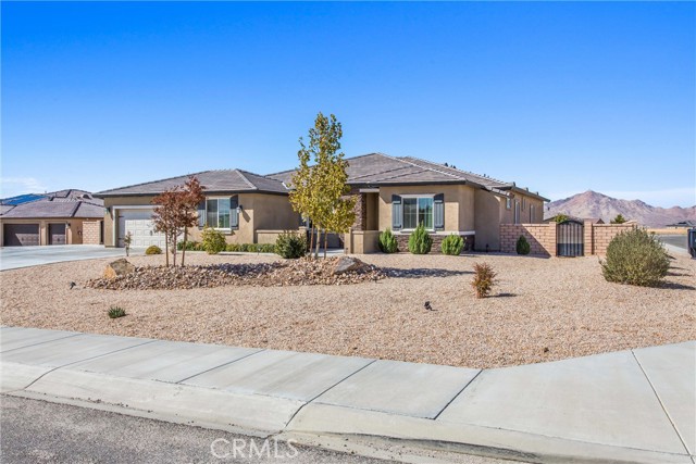 19526 Javelina, Apple Valley CA: https://media.crmls.org/medias/1866d37f-bd16-453b-bd42-ba06a01d0b5a.jpg