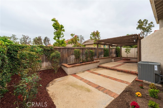 Detail Gallery Image 37 of 43 For 27 Lucero, Irvine,  CA 92620 - 4 Beds | 2/1 Baths