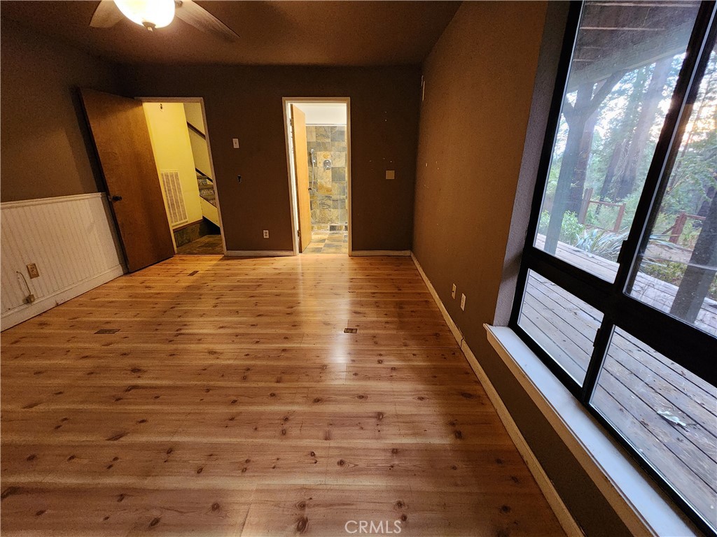 https://media.crmls.org/medias/18687de5-2c3a-4a20-b356-646d5fd8a131.jpg?preset=X-Large