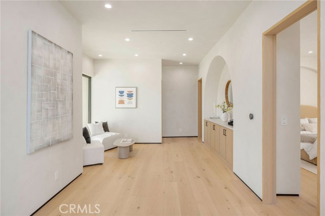 Detail Gallery Image 42 of 72 For 15447 Huston, Sherman Oaks,  CA 91403 - 5 Beds | 5/1 Baths