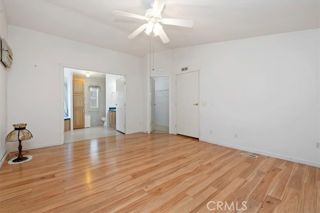 13393 Mariposa Road, Victorville CA: https://media.crmls.org/medias/186941cb-cad5-450b-82b7-e579801be2f3.jpg