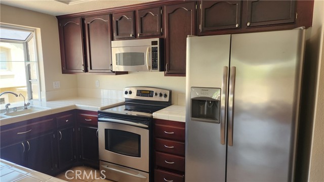 Detail Gallery Image 12 of 31 For 2352 Paseo Circulo, Tustin,  CA 92782 - 2 Beds | 2 Baths