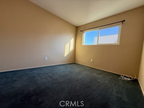 https://media.crmls.org/medias/1869e5a8-3acd-4aac-88ac-daed799c43c8.jpg?preset=X-Large