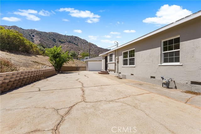 33325 Fairview Street, Lake Elsinore CA: https://media.crmls.org/medias/186a1183-d7ff-4370-996a-4a5173791b0e.jpg