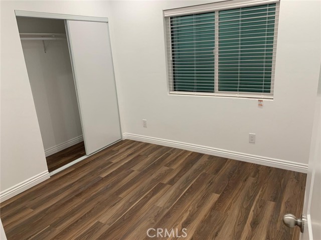 1057 circle city dr Circle, Corona CA: https://media.crmls.org/medias/186a26ef-c8d2-46b3-a365-f0f9225f4b5f.jpg