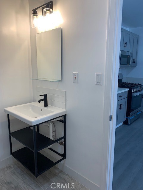 Detail Gallery Image 10 of 12 For 1750 Colorado Bld #I1,  Los Angeles,  CA 90041 - 0 Beds | 1 Baths