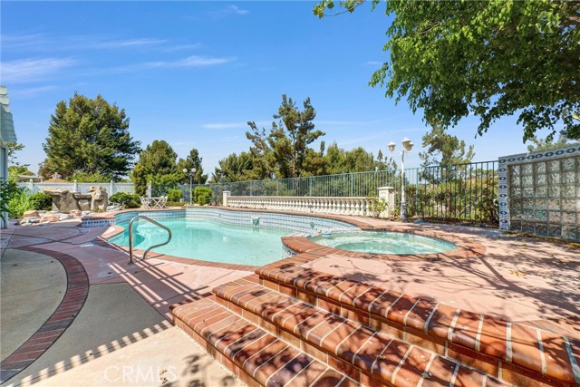 2572 Carlton Place, Rowland Heights CA: https://media.crmls.org/medias/186b27c2-b202-4a7a-85a5-f95e6c881a93.jpg