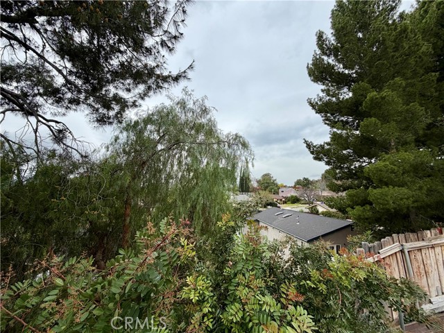 Detail Gallery Image 33 of 37 For 27939 Oakgale, Canyon Country,  CA 91351 - 3 Beds | 2 Baths