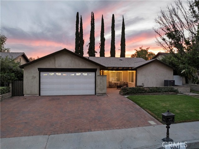 26927 Cuatro Milpas Street, Valencia CA: https://media.crmls.org/medias/186cd0da-b89c-4d8a-a169-ecb98d485654.jpg