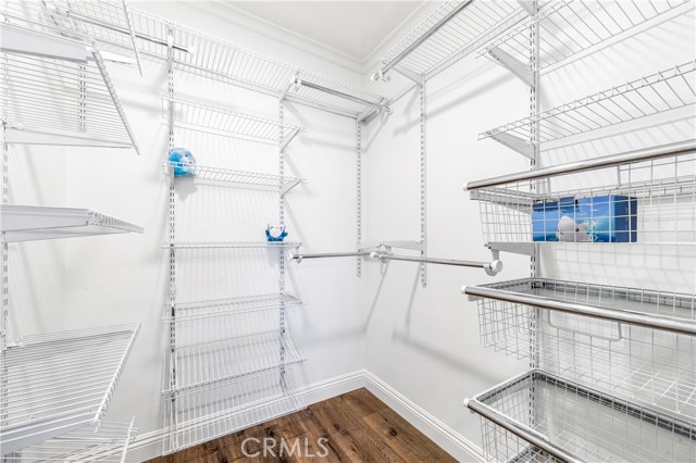 5732 Anthony Ave, Garden Grove CA: https://media.crmls.org/medias/186d587a-398a-4541-ab08-2b3fa65235bc.jpg