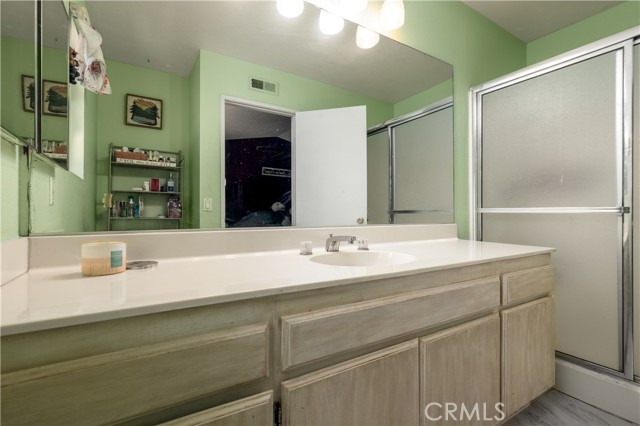 Detail Gallery Image 20 of 27 For 39733 Wild Flower Dr, Murrieta,  CA 92563 - 4 Beds | 2/1 Baths