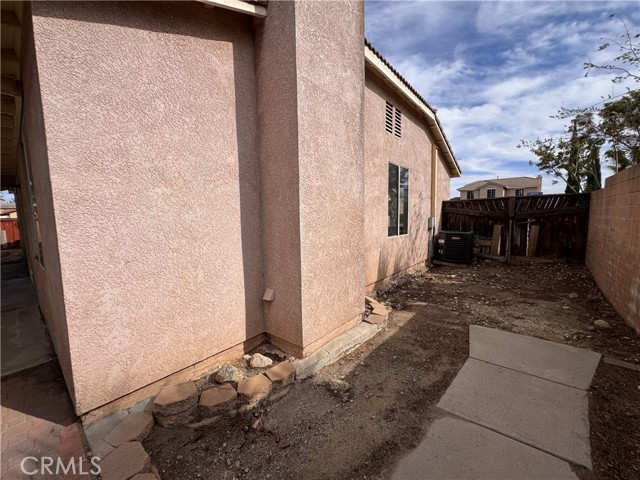 Detail Gallery Image 45 of 48 For 2014 W Dawnview Dr, Rialto,  CA 92377 - 4 Beds | 2 Baths