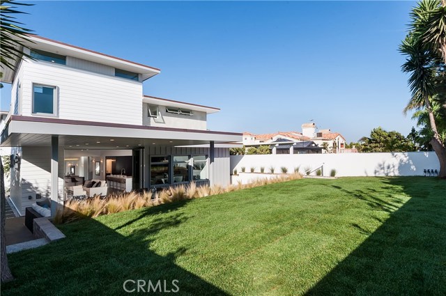 1540 Curtis Avenue, Manhattan Beach, California 90266, 5 Bedrooms Bedrooms, ,4 BathroomsBathrooms,Residential,Sold,Curtis,SB17234923