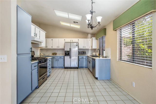 Detail Gallery Image 15 of 34 For 40853 Caballero Dr, Cherry Valley,  CA 92223 - 2 Beds | 2 Baths