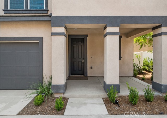 Detail Gallery Image 5 of 50 For 2502 Gunner Ridge Way, Rialto,  CA 92377 - 3 Beds | 2/1 Baths