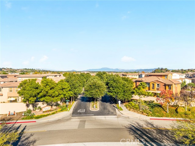 Detail Gallery Image 31 of 47 For 31210 Strawberry Tree, Temecula,  CA 92592 - 3 Beds | 2/1 Baths