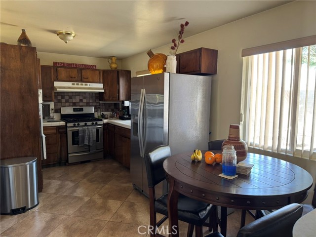 Detail Gallery Image 7 of 14 For 46520 Grand St, Indio,  CA 92201 - 4 Beds | 2 Baths