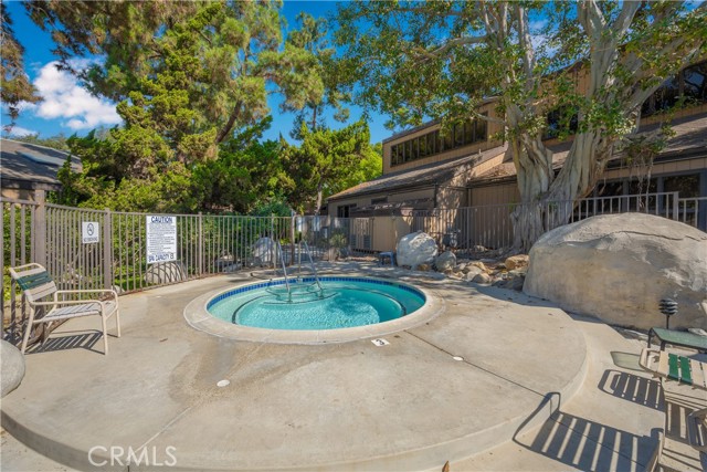 Detail Gallery Image 25 of 35 For 7890 E Spring St 19k,  Long Beach,  CA 90815 - 1 Beds | 1 Baths