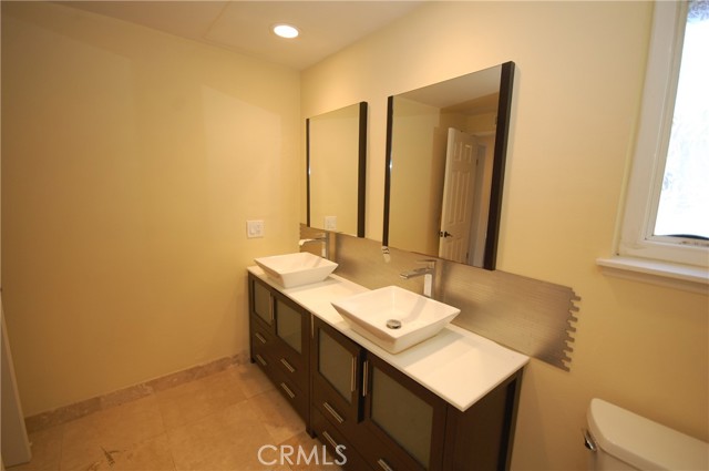 23871 Petrel Court, Laguna Niguel CA: https://media.crmls.org/medias/18711196-ebd9-4c25-8f99-b5f418d3b2a2.jpg