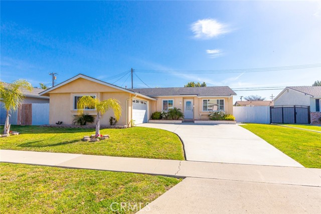 16460 Galaxy Dr, Westminster, CA 92683